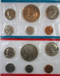 SET Of 12 COINS! Authentic 1976PD MINT SET Brilliant Uncirculated, Eisenhower Kennedy Washington United States