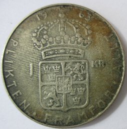 Authentic SWEDEN Issue Coin, Dated 1963, One 1 KRONA Denomination, Silver Content, Discontinued Design