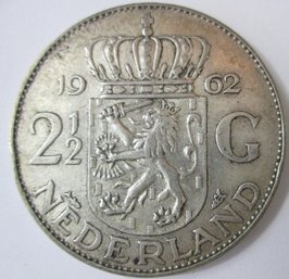 Authentic Netherlands Coin, Dated 1962, Two & One Half 2 1/2 GULDEN Denomination, Silver Content, Discontinued