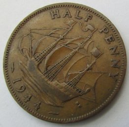 Authentic GREAT BRITAIN Issue Coin, Dated 1944, Half 1/2 Penny, Discontinued Design, Copper Content