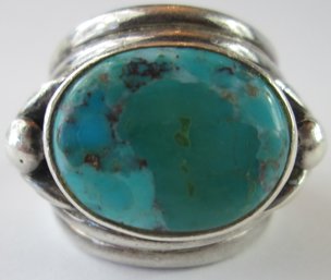 Vintage Finger Ring, Large TURQUOISE Central Cabochon, Heavy Sterling .925 Silver Setting, Size 8 To 8.5