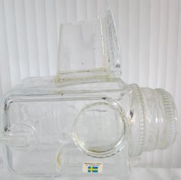 Vintage LINDSHAMMAR Brand, Novelty GLASS CAMERA, Made In SWEDEN, Approximately 6.75'