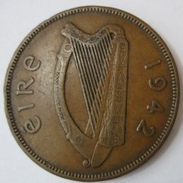 Authentic IRELAND Issue Coin, Dated 1942, One 1 PINGIN Denomination, Bronze Content, Discontinued Style