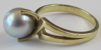 Vintage Finger Ring, Cultured Light BLUE PEARL, Yellow 14K GOLD Setting, Approximately Size 5.75