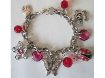 Contemporary BUTTERFLY BUG CHARM BRACELET With Faceted Beads, Silver Tone Base Metal, Mechanical Clasp