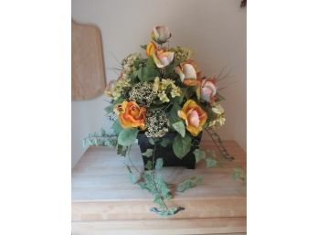 Contemporary Tabletop Faux FLORAL ARRANGEMENT, Roses, Hydrangea & Ivy, CLEAN