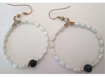 Contemporary PAIR Pierced HOOP EARRINGS, Fresh Water PEARLS With Beads, Gold Tone Setting & Loops