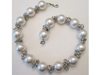 Contemporary Faux Oversized PEARL NECKLACE With Chain Inserts, Silver Tone Base Metal, Mechanical Clasp