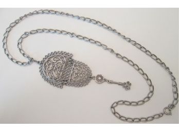 Vintage Motion NECKLACE With Chain, FILIGREE Style, Silver Tone Base Metal With Mechanical Clasp
