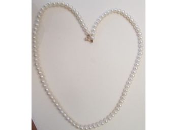Vintage 18' Length NECKLACE, Cultured PEARLS, 14K GOLD Clasp