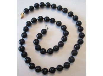 Vintage Hand Knotted NECKLACE, BLACK Beads, 14K GOLD Clasp