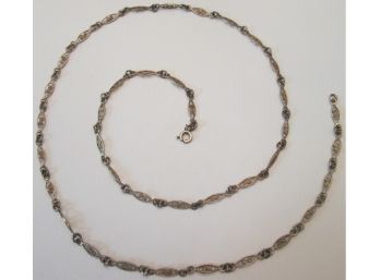 Vintage FLORALCHAIN Necklace, 24' Length, Gold Tone Base Metal Finish, Mechanical Clasp