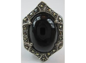 Vintage Finger Ring, BLACK Cabochon Central Stone, Sterling .925 Silver Setting, Approximate Size 4.5
