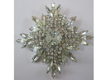 Vintage BROOCH PIN, Faceted Clear Rhinestones, SNOWFLAKE Design, Silver Tone Base Metal Setting
