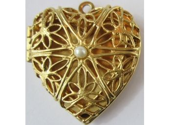 Contemporary Photo LOCKET, Filigree Spiderweb HEART Pendant, Faux Pearl Accent, Gold Tone Base Metal Setting