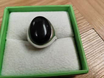 Sterling Silver And Onyx Ring Size 7.5