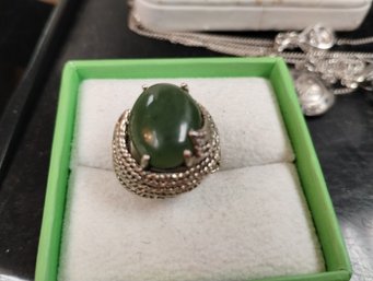Beautiful Statement Ring With Green (jade?) Cabochon Stone Stamped 14k