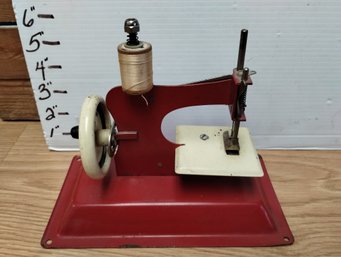 Vintage Gateway Junior Sewing Machine