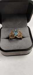 10kt Gold And Light Blue Topaz (?) Ring Size 6.5/7