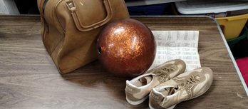 Vintage Bowling Ball/shoes/carrying Case