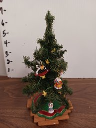 Hallmark Mini Tree And Ornaments
