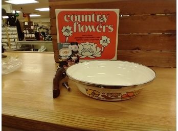 Vintage Country Flowers Pot/ New In Box