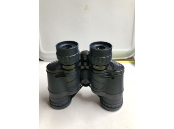 Carson 8x40 Binoculars With Case