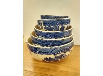 Vintage Nesting Bowls/made In Japan