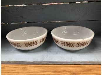 2 Small Pyrex Berries Bowls