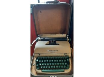 Vintage  Remington Typewriter