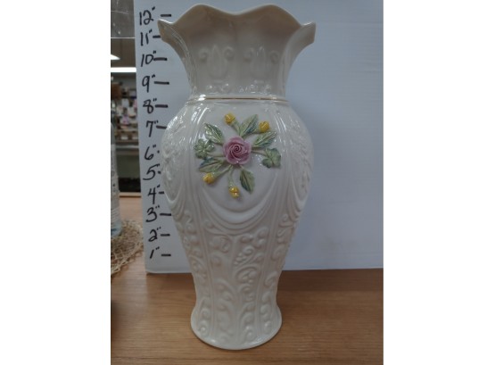 Beautiful Baleek Floral Vase