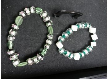 Stretch Bracelet W/glass Beads And Gemstones