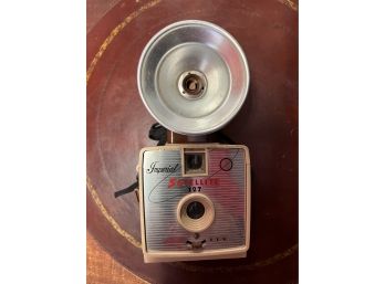 Vintage Imperial Satellite 127 With Flash Attachment