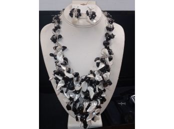 Oversized Chunky Shell Necklace And Earring Set