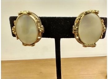 Vintage Whit Ing David Clip On Earrings, Mother Of Pearl?