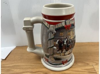 2001 Holiday At The Capital Budweiser Holiday Stein