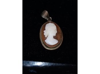 Vintage Cameo Pendent