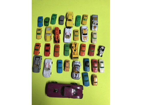 Toy Cars - 30 Plus Small Metal And Plastic Cars
