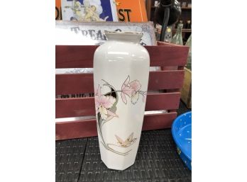 Beautiful China Vase From Japan