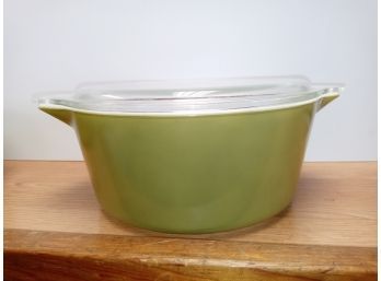 Pyrex 1 1/2 Quart Olive Green Casserole Dish