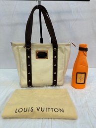 Authentic Louis Vuitton Antigua Cabas Cream Handbag With Felt Bag