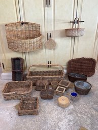 Lot Of 16 Baskets And Planters