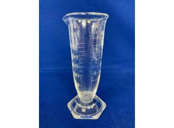 Antique Pyrex Acid Etched Pharmacists/Laboratory 4 Oz Measuring Glass