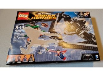 Legos - DC Comics Super Heroes 76046