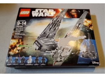 Lego Star Wars Kylo Rens Command Shuttle 75104