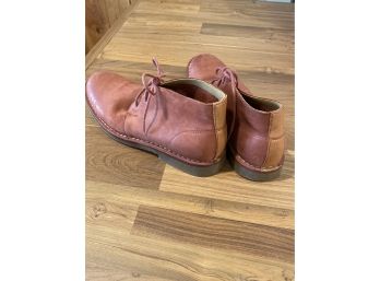 Really Nice New Mens Cole Haan Chukka Boot Size 8m
