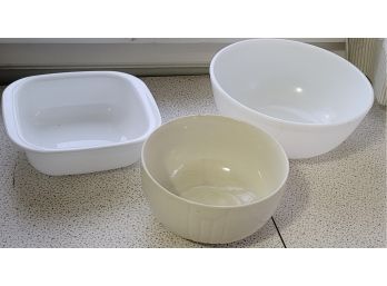 3 Mixing Bowls / Baker