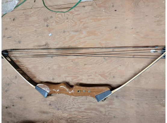 Deluxe Nomad XL Bow