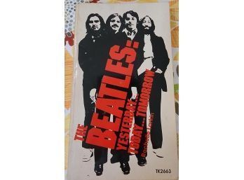 1974 The Beatles Yesterday Today And Tomorrow Paperback