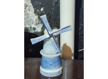 6' Delft Windmill